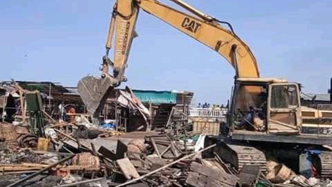 Delta State:Taskforce destroy illegal structures