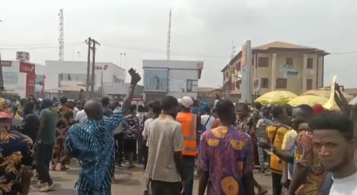 Pipo For Ogun State Dey Protest Deadline Of Old Monie