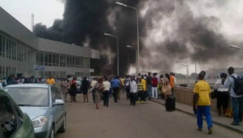 Cat Race For Lagos Airport Cus Of Fire