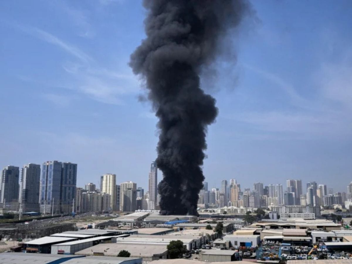 Iran US War: Nigerian Pesin Wound For UAE Afta Iran Fire Bomb