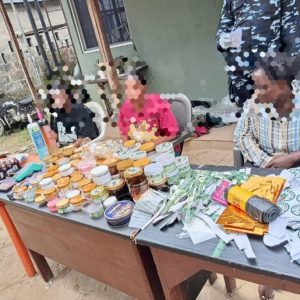 Teree Women Dey Effrun Police Hand Cus Of High Drug