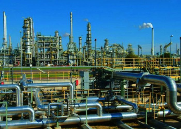 Refinery owners don tell FG to back local refineries, end fuel imports