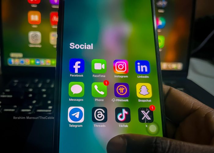 Gabon Don Ban Social Media